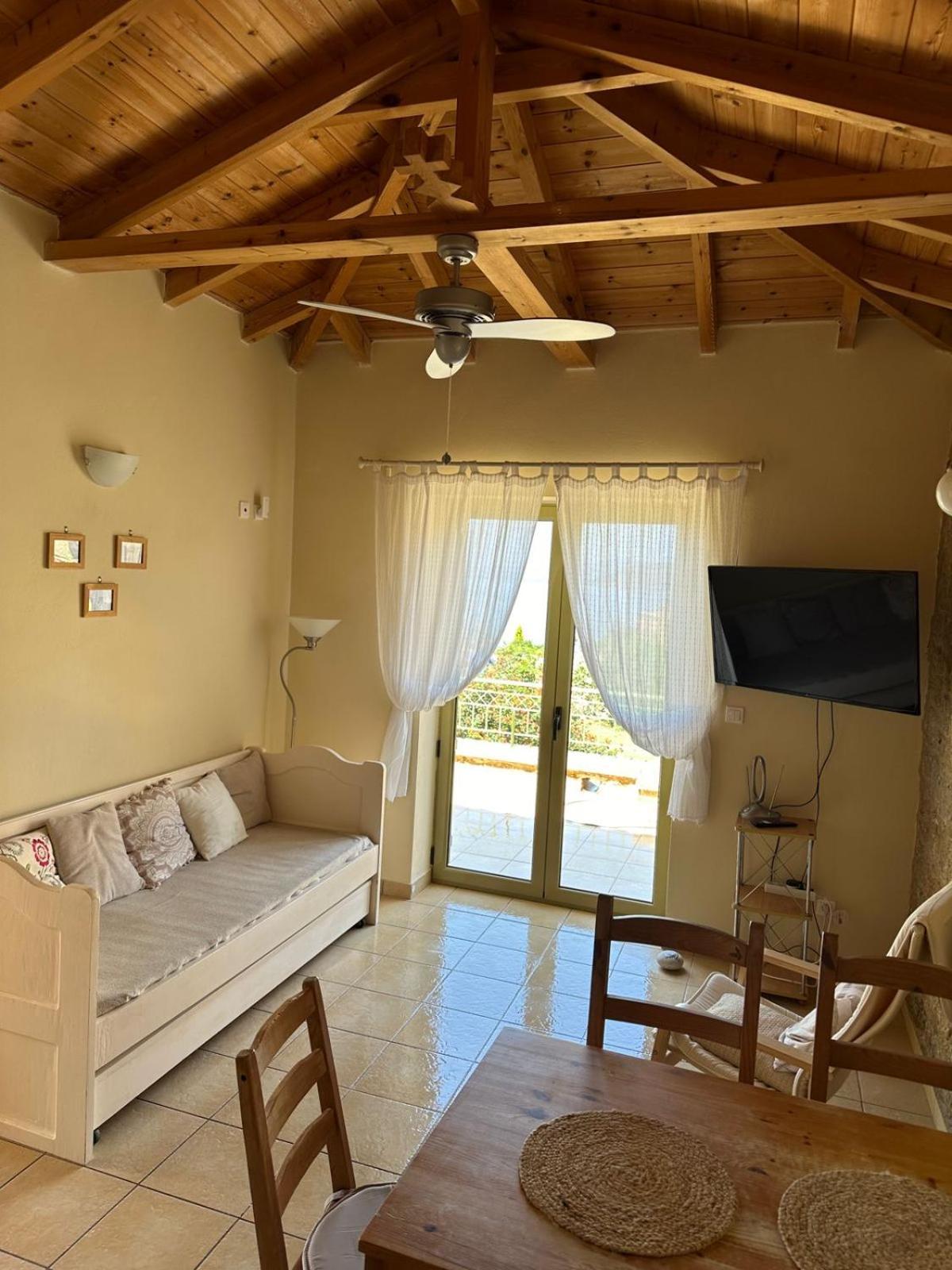 Amoni Holiday Homes Kardamíli Kültér fotó