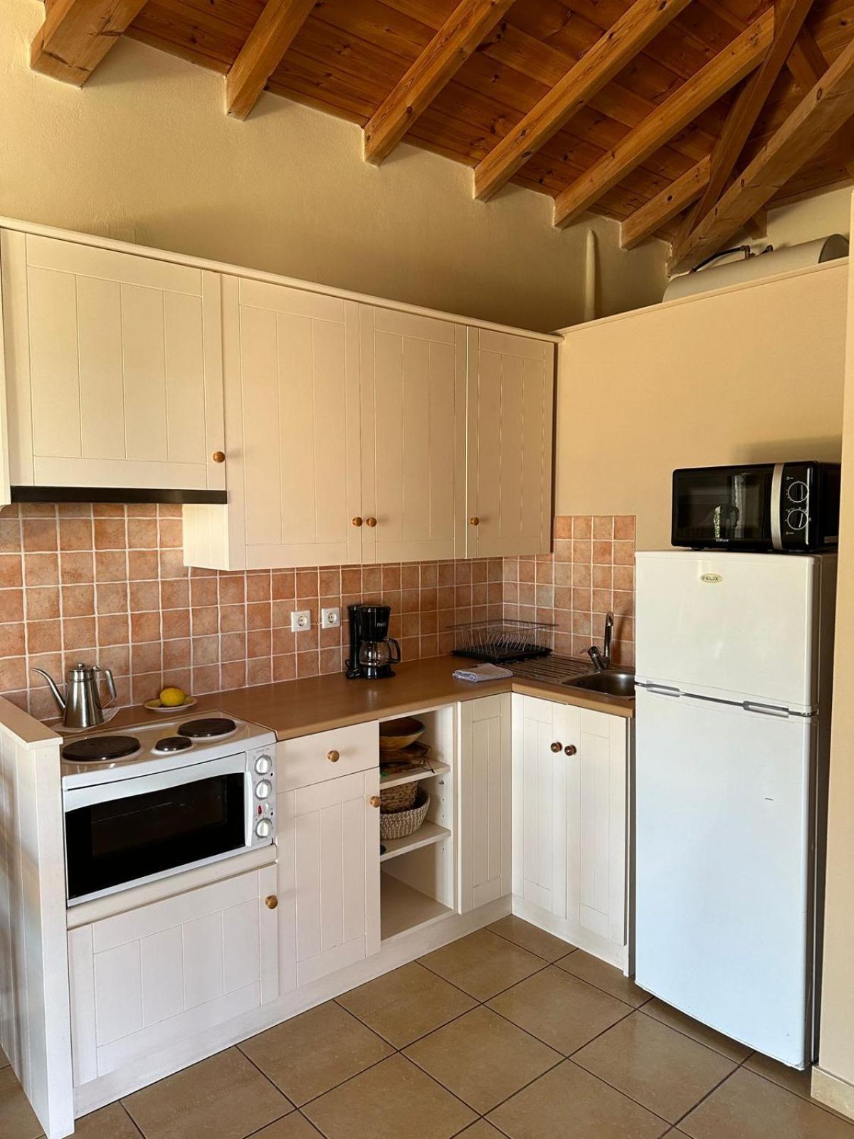 Amoni Holiday Homes Kardamíli Kültér fotó